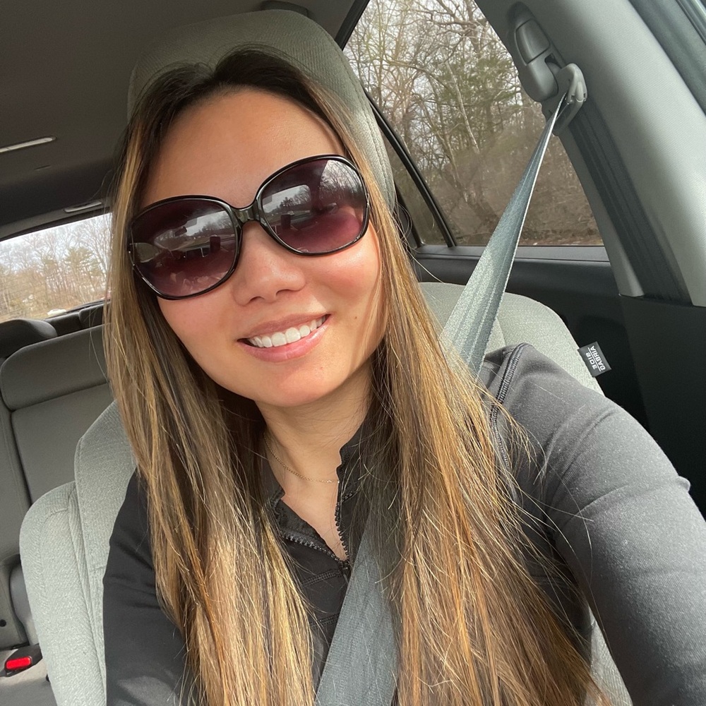 Meet your Posher, Olivia